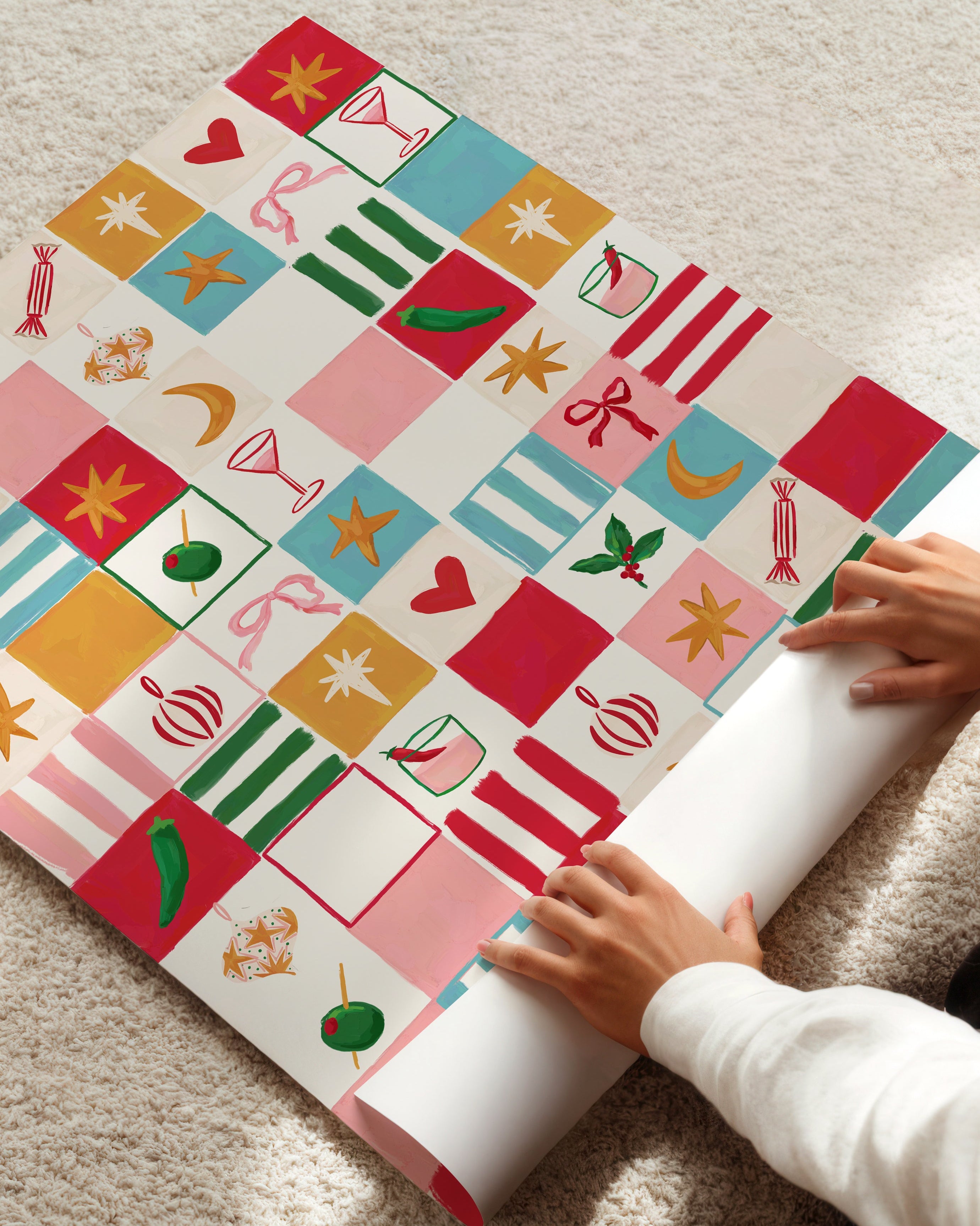 Christmas Motifs Gift Wrap